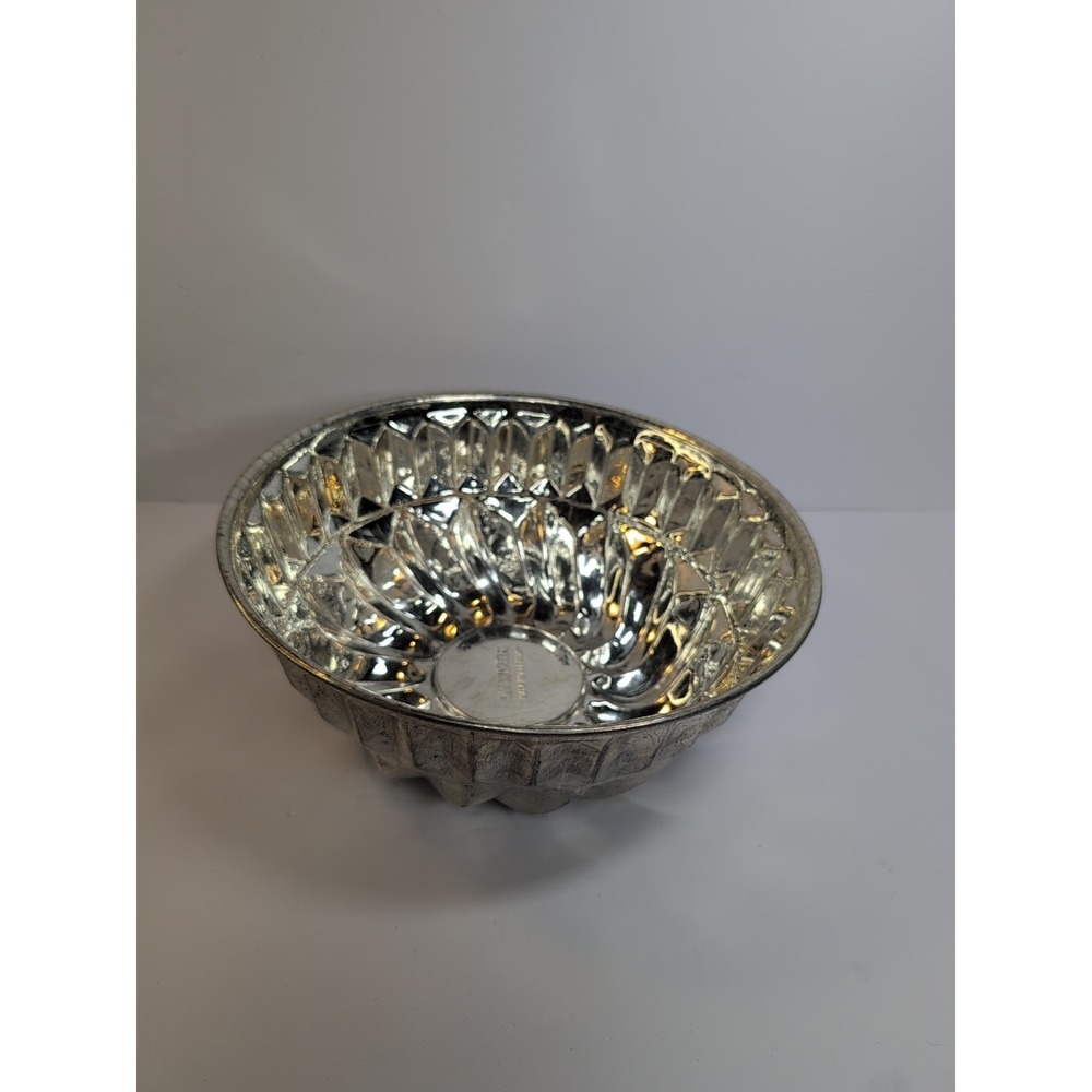 Kaiser Brand Silver Tone Metal Cake pan / Mold Made In West Germany Vintage